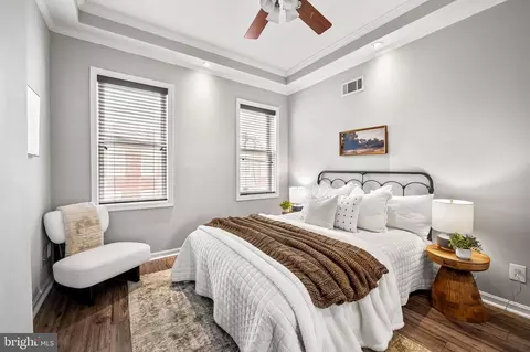 Bedroom - 809 Mangold St, Baltimore, MD 21230 photo 4 of 5