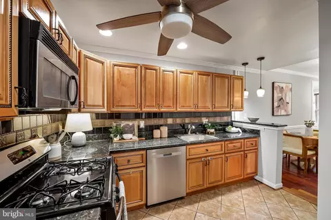 Kitchen - 809 Mangold St, Baltimore, MD 21230 photo 5 of 5