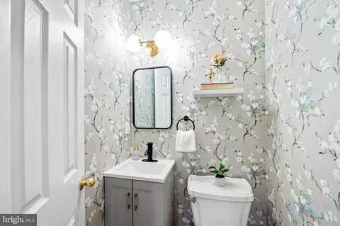 Other - 809 Mangold St, Baltimore, MD 21230 photo 4 of 7