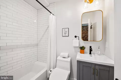 Bath - 809 Mangold St, Baltimore, MD 21230 photo 1 of 1
