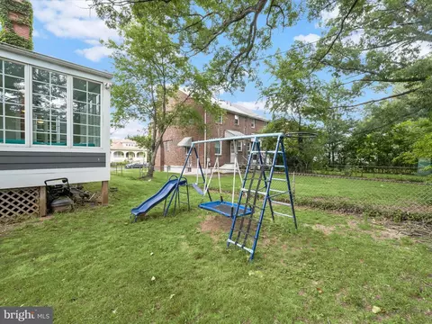 Exterior - 5407 Pembroke Ave, Baltimore, MD 21206 photo 7 of 8
