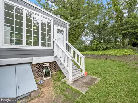 Exterior - 5407 Pembroke Ave, Baltimore, MD 21206 photo 6 of 8