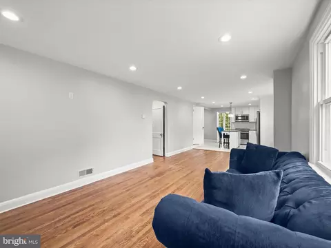 Living - 5407 Pembroke Ave, Baltimore, MD 21206 photo 3 of 9