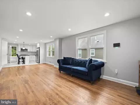 Living - 5407 Pembroke Ave, Baltimore, MD 21206 photo 4 of 9