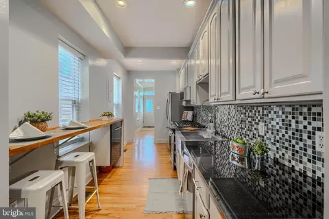12 S Castle St, Baltimore, MD 21231 photo 9