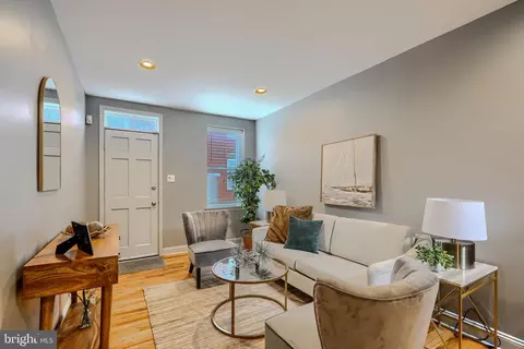 12 S Castle St, Baltimore, MD 21231 photo 4