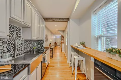 12 S Castle St, Baltimore, MD 21231 photo 10