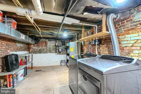 12 S Castle St, Baltimore, MD 21231 photo 25