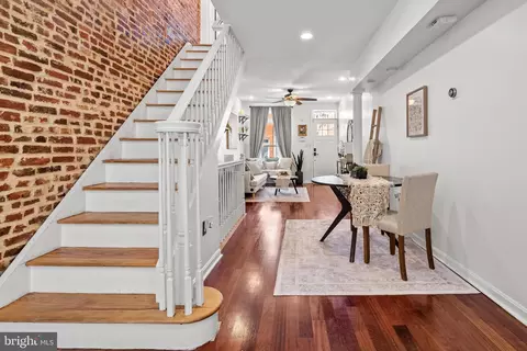 Entry Way - 823 S Decker Ave, Baltimore, MD 21224 photo 3 of 11