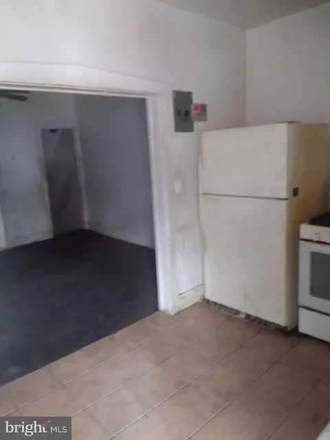 Entry Way - 2714 E Biddle St, Baltimore, MD 21213 photo 6 of 6