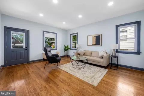 Living - 3714 W Cold Spring Ln, Baltimore, MD 21215 photo 1 of 2