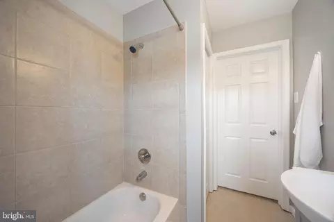 Bath - 4703 Williston St, Baltimore, MD 21229 photo 3 of 3