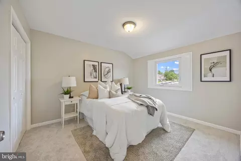 Bedroom - 4703 Williston St, Baltimore, MD 21229 photo 1 of 7