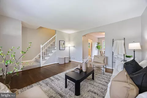 Living - 4703 Williston St, Baltimore, MD 21229 photo 3 of 3