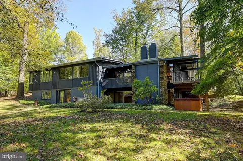 Exterior - 6016 Terrace Rd, Baltimore, MD 21209 photo 4 of 7