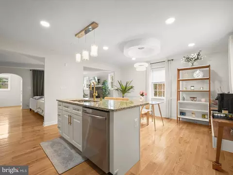 Kitchen - 2210 Echodale Ave, Baltimore, MD 21214 photo 3 of 5