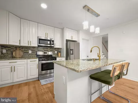 Kitchen - 2210 Echodale Ave, Baltimore, MD 21214 photo 5 of 5