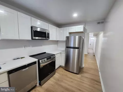 1703 Baker St, Baltimore, MD 21217 photo 7