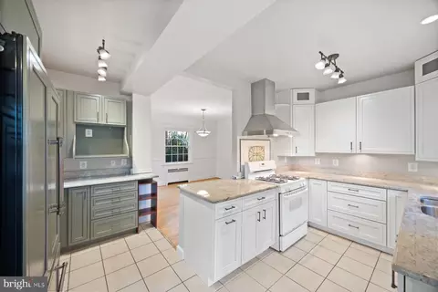 1104 Argonne Dr, Baltimore, MD 21218 photo 14