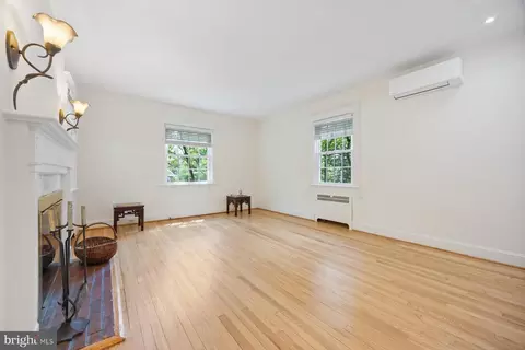 1104 Argonne Dr, Baltimore, MD 21218 photo 5