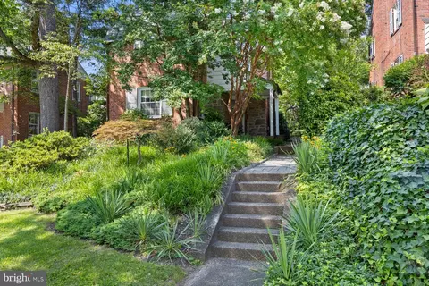 1104 Argonne Dr, Baltimore, MD 21218 photo 2
