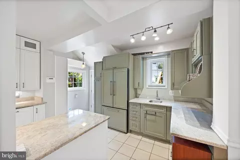 1104 Argonne Dr, Baltimore, MD 21218 photo 10