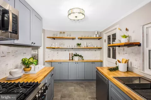 Kitchen - 3717 Falls Rd, Baltimore, MD 21211 photo 1 of 3