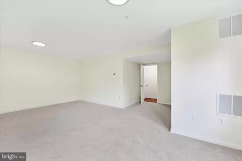 Living - 5247 Downing Rd, Baltimore, MD 21212 photo 6 of 6
