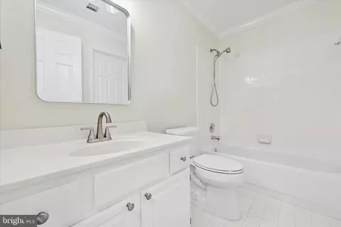 Bath - 5247 Downing Rd, Baltimore, MD 21212 photo 1 of 4
