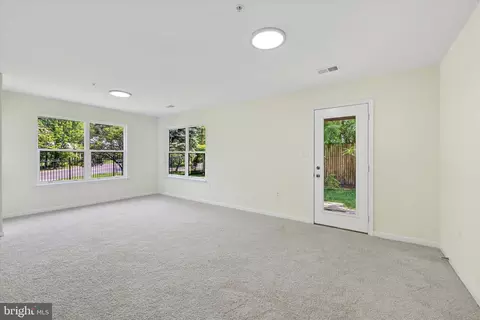 Living - 5247 Downing Rd, Baltimore, MD 21212 photo 5 of 6
