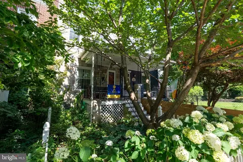 Exterior - 3208 Chestnut Ave, Baltimore, MD 21211 photo 10 of 14