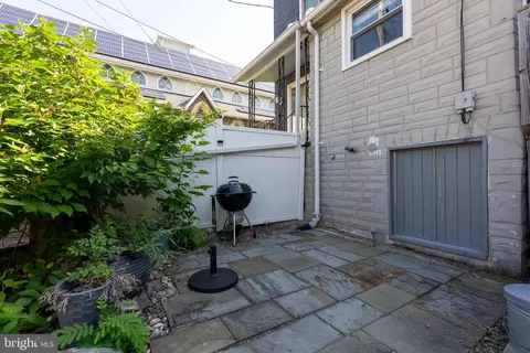 Exterior - 3208 Chestnut Ave, Baltimore, MD 21211 photo 3 of 14