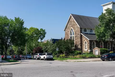 Exterior - 3208 Chestnut Ave, Baltimore, MD 21211 photo 11 of 14