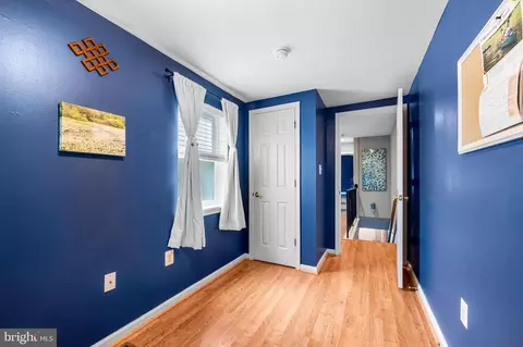 Entry Way - 2503 Eastern Ave, Baltimore, MD 21224 photo 11 of 12