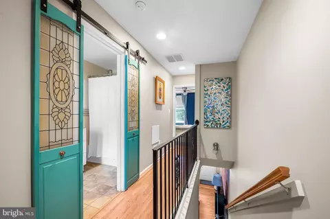 Entry Way - 2503 Eastern Ave, Baltimore, MD 21224 photo 9 of 12