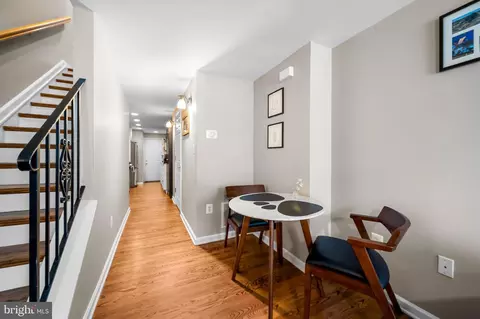 Entry Way - 2503 Eastern Ave, Baltimore, MD 21224 photo 2 of 12