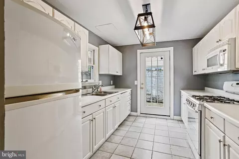 Kitchen - 108 Birckhead St, Baltimore, MD 21230 photo 1 of 2