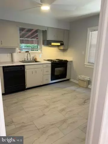 4202 Springwood Ave, Baltimore, MD 21206 photo 8