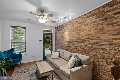 3306 Hudson St, Baltimore, MD 21224 photo 2