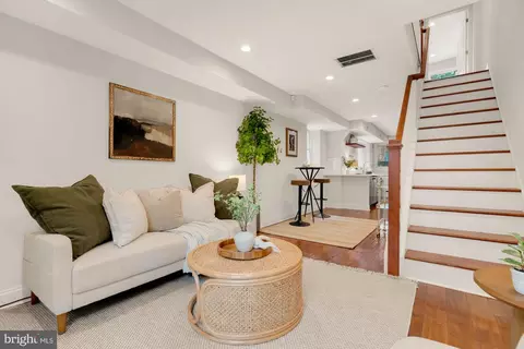 304 S Chapel St, Baltimore, MD 21231 photo 6