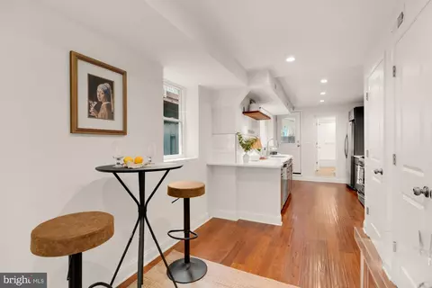 304 S Chapel St, Baltimore, MD 21231 photo 9
