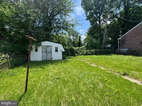 Exterior - 2805 Oakley Ave, Baltimore, MD 21215 photo 2 of 2