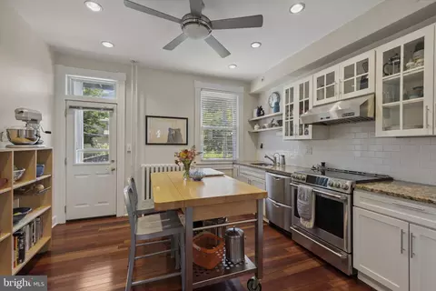 Kitchen - 3301 Beech Ave, Baltimore, MD 21211 photo 2 of 3