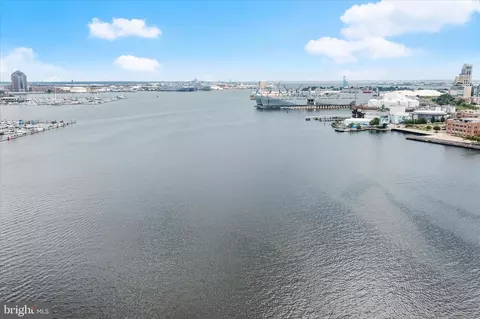 View/Area - 928 Fell St, Baltimore, MD 21231 photo 8 of 25