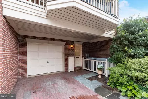 Exterior - 928 Fell St, Baltimore, MD 21231 photo 10 of 15