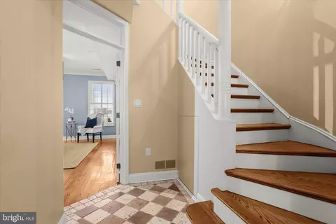 Entry Way - 928 Fell St, Baltimore, MD 21231 photo 2 of 6