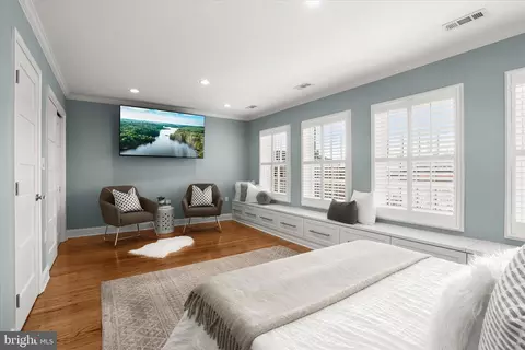 Bedroom - 928 Fell St, Baltimore, MD 21231 photo 7 of 7