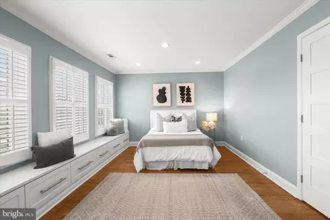 Bedroom - 928 Fell St, Baltimore, MD 21231 photo 6 of 7