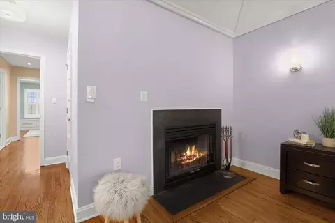 Entry Way - 928 Fell St, Baltimore, MD 21231 photo 6 of 6