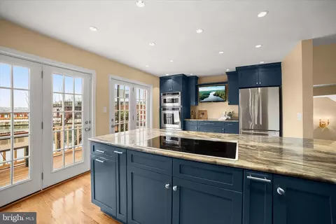 Kitchen - 928 Fell St, Baltimore, MD 21231 photo 9 of 11